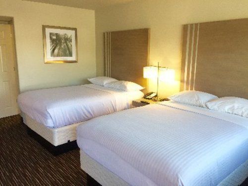 Inn Days By Wyndham Yosemite Area
